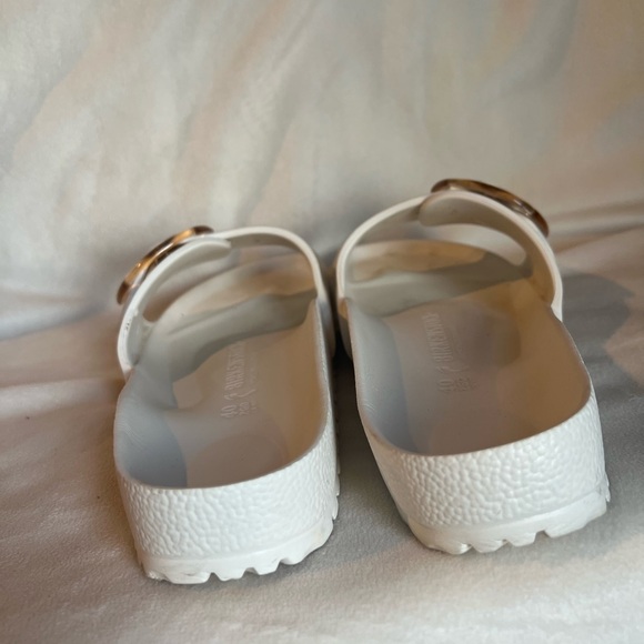 Birkenstock White Sandals with Gold Buckle - Picture 4 of 8